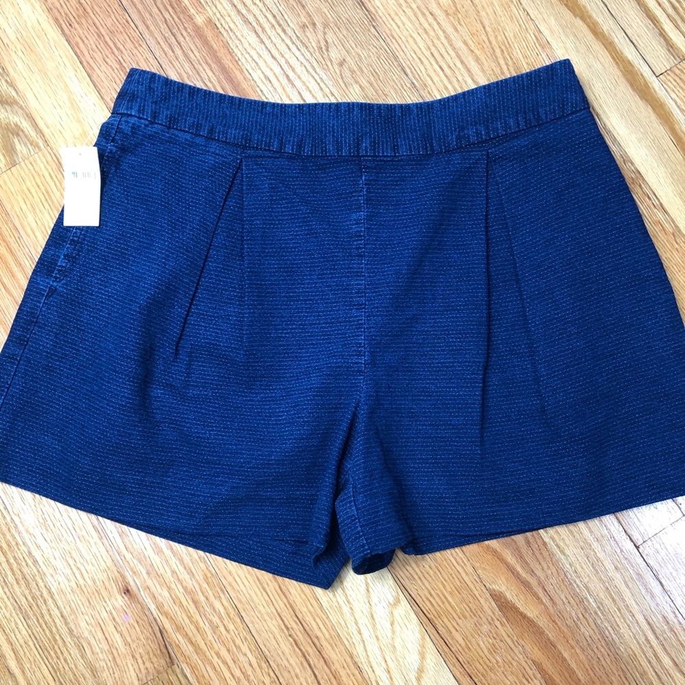 Gap Pleated Shorts